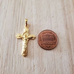 18K Gold Plated Cross Charm Pendant